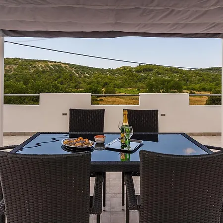House Pako Holiday home *